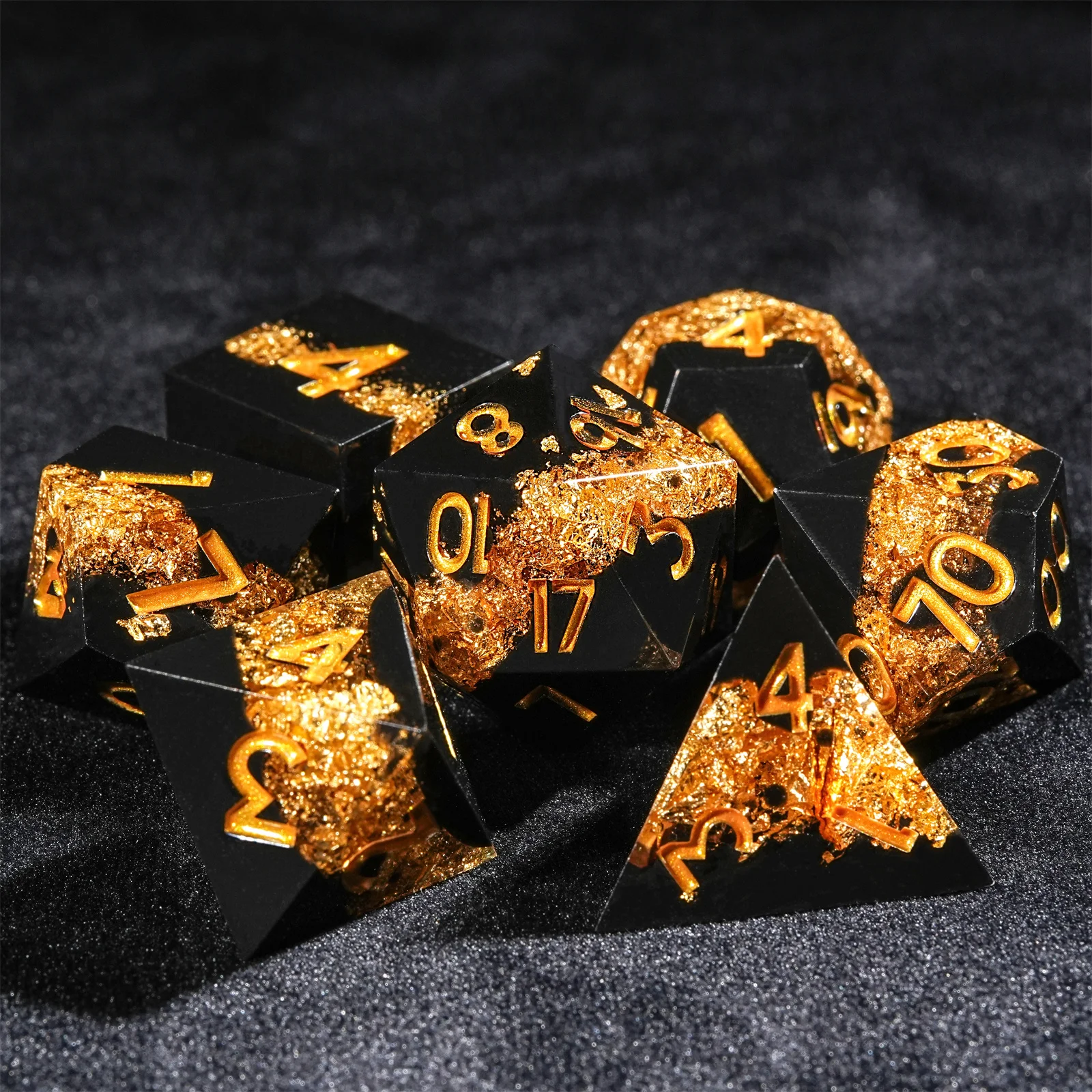 Desk Setup Black - 7pcs DND Dice Resin Black Golden