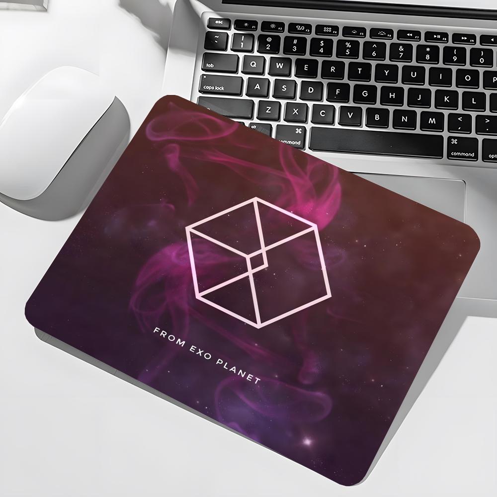 EXO Logo Kpop Mouse Pad Gamer  - مراجعة Desk Setup Kpop وسعره