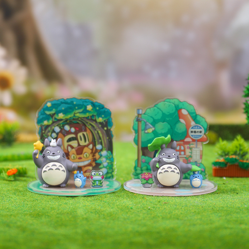 Hayao Miyazaki Whispering Vall - مراجعة Desk Setup Design وسعره